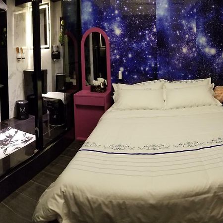 Star City Hotel Гонконг Екстер'єр фото